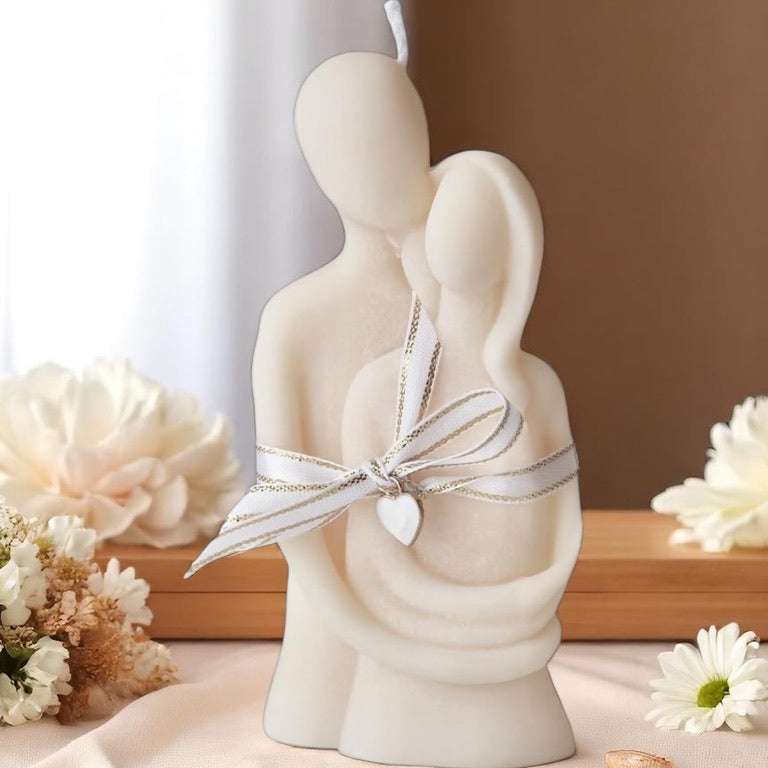 Hugging Couple Soy Wax Candle – handmade eco-friendly decorative candle