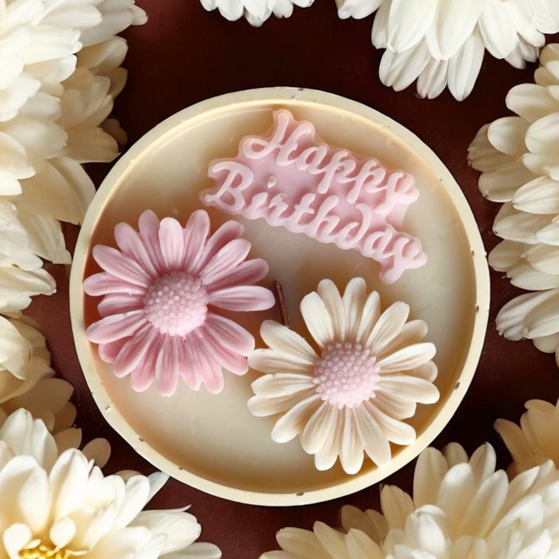 Handmade Soy Wax Candles, Gift Candles, Scented Candles, Aesthetic Candles, Jo Malone, Gift, Birthday Gift Candle, Birthday Candle, Floral Scented Candle, Candela in cera di soia fatta a mano, candele naturali fatte a mano, Candela profumata artigianale, candele profumate soia naturale, Candela artistica profumata, candele profumate da regalare, candele profumate regalo donna, idee regalo originali, idee regalo candele donna, regalo festa della donna, regalo anniversario, candela a forma di fiore